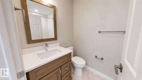 2 Hampton Crest, Sherwood Park, AB 