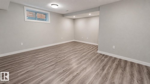 2 Hampton Crest, Sherwood Park, AB 