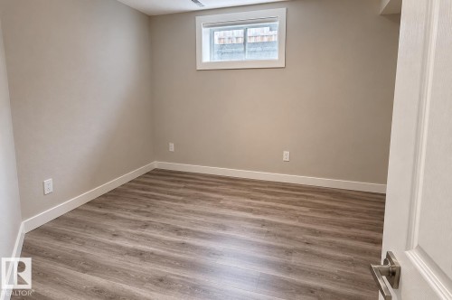 2 Hampton Crest, Sherwood Park, AB 