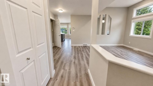 2 Hampton Crest, Sherwood Park, AB 