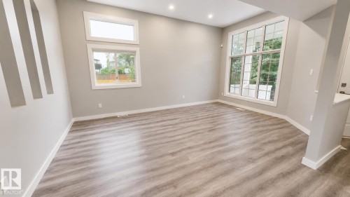 2 Hampton Crest, Sherwood Park, AB 