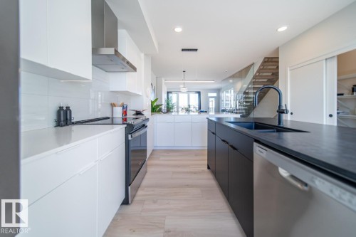 88 Devonshire Drive, Sherwood Park, AB 