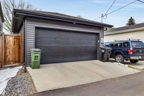 6333 105A Street, Edmonton, AB 