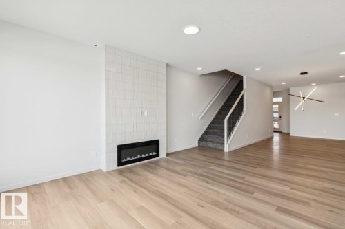 7015 50A Avenue, Beaumont, AB 
