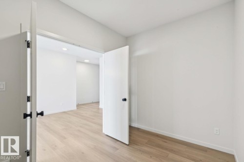 7015 50A Avenue, Beaumont, AB 