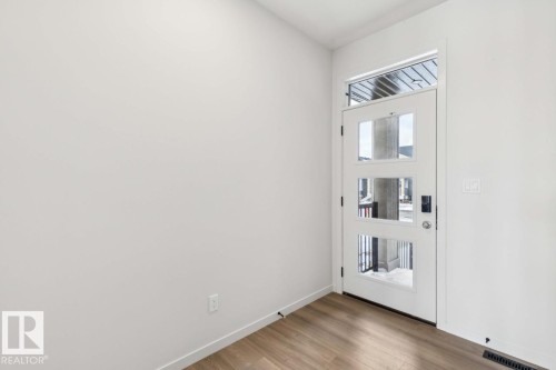 7015 50A Avenue, Beaumont, AB 
