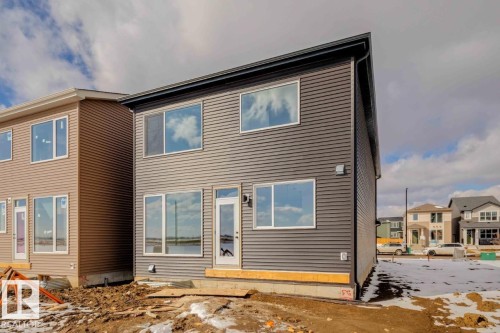 7015 50A Avenue, Beaumont, AB 