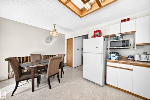 8011 188 Street, Edmonton, AB 