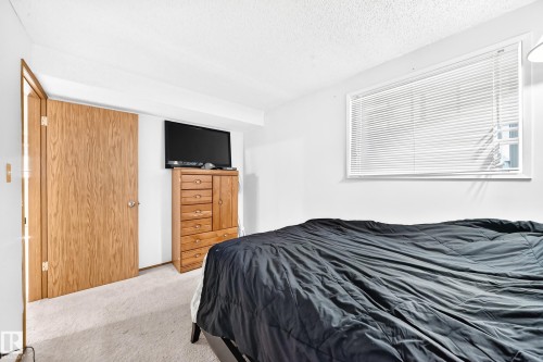 8011 188 Street, Edmonton, AB 