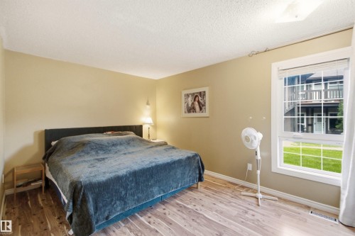 5786 172 Street, Edmonton, AB 