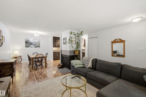 5786 172 Street, Edmonton, AB 