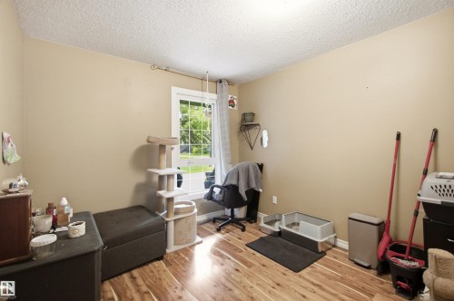 5786 172 Street, Edmonton, AB 