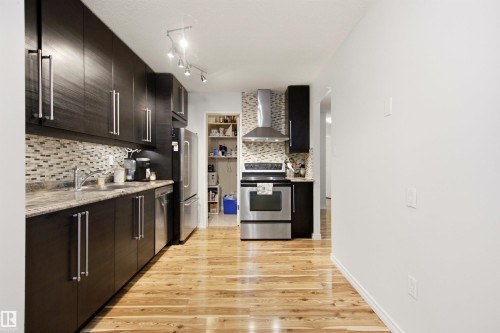 5786 172 Street, Edmonton, AB 