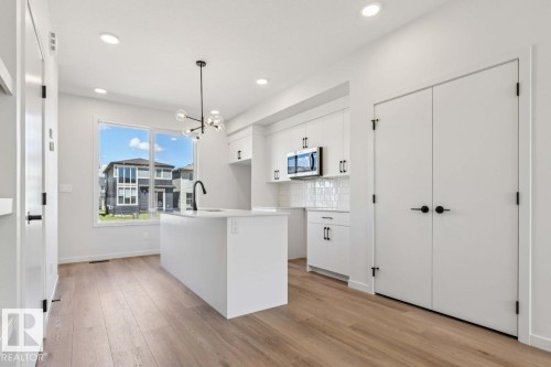 7118 50A Avenue, Beaumont, AB 