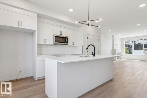 7118 50A Avenue, Beaumont, AB 
