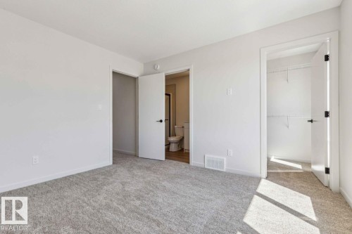 7118 50A Avenue, Beaumont, AB 