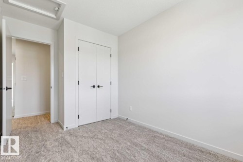 7118 50A Avenue, Beaumont, AB 