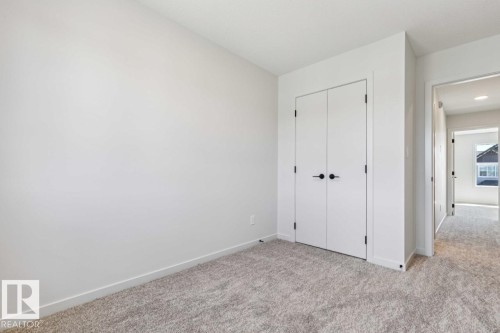7118 50A Avenue, Beaumont, AB 