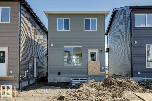7118 50A Avenue, Beaumont, AB 
