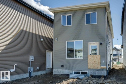 7118 50A Avenue, Beaumont, AB 
