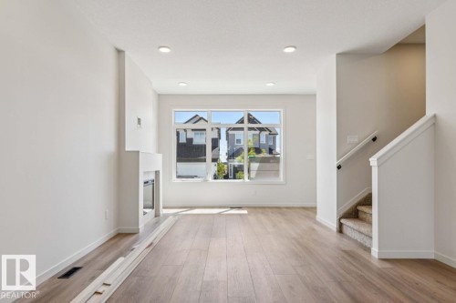 7118 50A Avenue, Beaumont, AB 