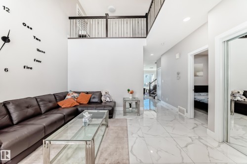 Living room - 1238 26A Street, Edmonton, AB 