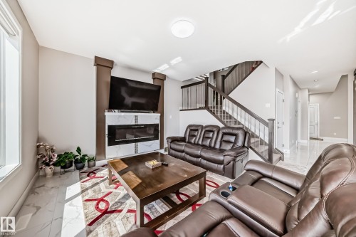 Living room - 1238 26A Street, Edmonton, AB 