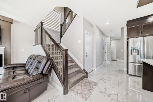 Stairs - 1238 26A Street, Edmonton, AB 