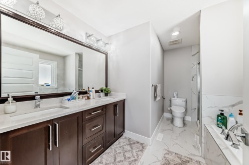 Bathroom - 1238 26A Street, Edmonton, AB 