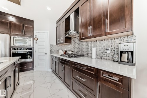 Kitchen - 1238 26A Street, Edmonton, AB 