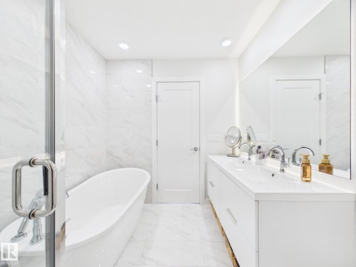 32 100 Jensen Lakes Boulevard, St. Albert, AB - Indoor Photo Showing Bathroom
