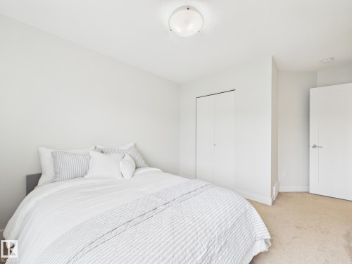 32 100 Jensen Lakes Boulevard, St. Albert, AB - Indoor Photo Showing Bedroom