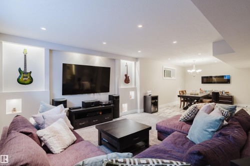 1088 Hope Road, Edmonton, AB 