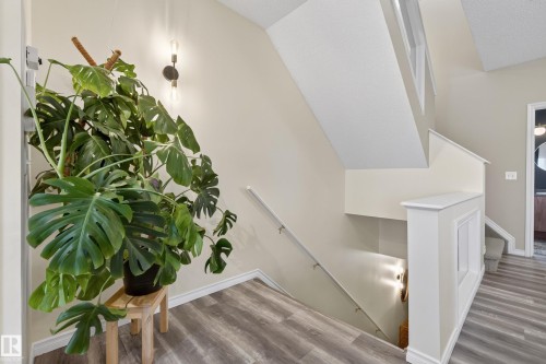 Stairs - 57 3010 33 Avenue, Edmonton, AB 