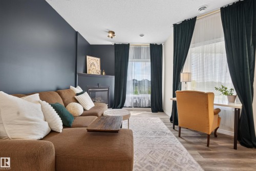 Living room - 57 3010 33 Avenue, Edmonton, AB 