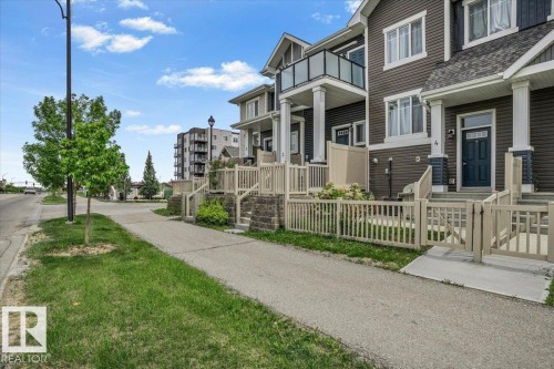 3 2905 141 Street  Edmonton, AB T6W 3M4