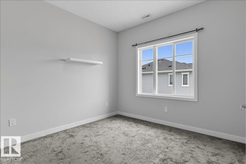 Empty room - 3 2905 141 Street, Edmonton, AB 