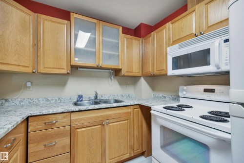 1546 69 Street, Edmonton, AB 