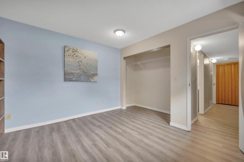 1546 69 Street, Edmonton, AB 