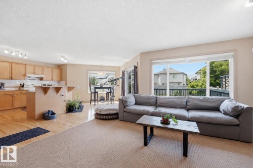 543 Geissinger Loop, Edmonton, AB 