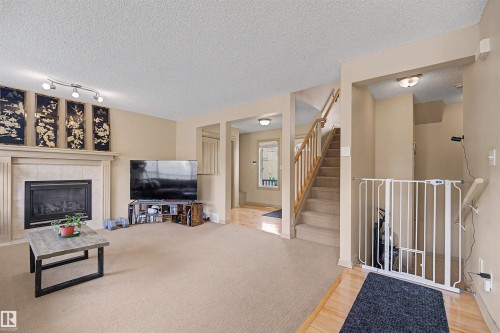 543 Geissinger Loop, Edmonton, AB 