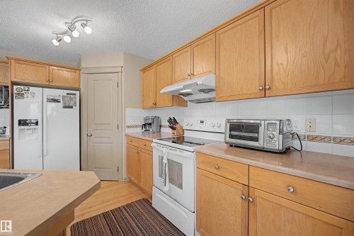 543 Geissinger Loop, Edmonton, AB 