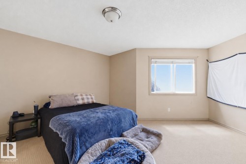 543 Geissinger Loop, Edmonton, AB 