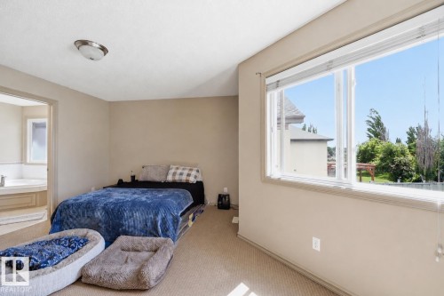 543 Geissinger Loop, Edmonton, AB 