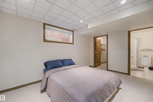 543 Geissinger Loop, Edmonton, AB 