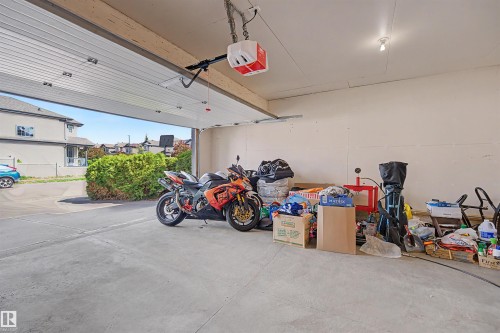 543 Geissinger Loop, Edmonton, AB 
