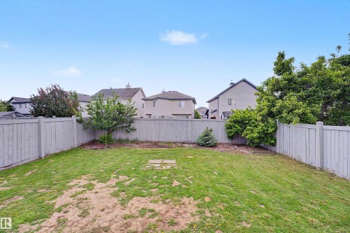 543 Geissinger Loop, Edmonton, AB 