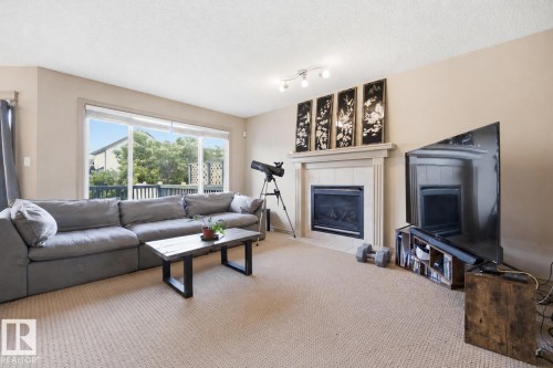 543 Geissinger Loop, Edmonton, AB 