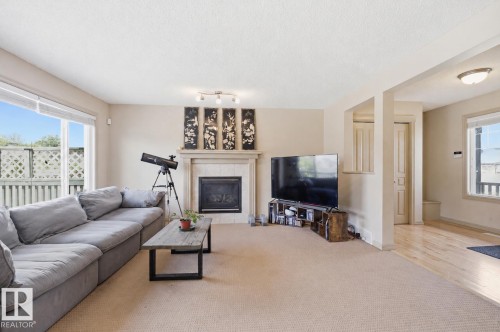 543 Geissinger Loop, Edmonton, AB 