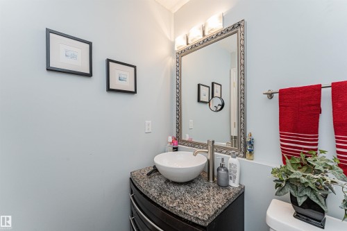 9 Langley Crescent, Spruce Grove, AB - Indoor Photo Showing Bathroom